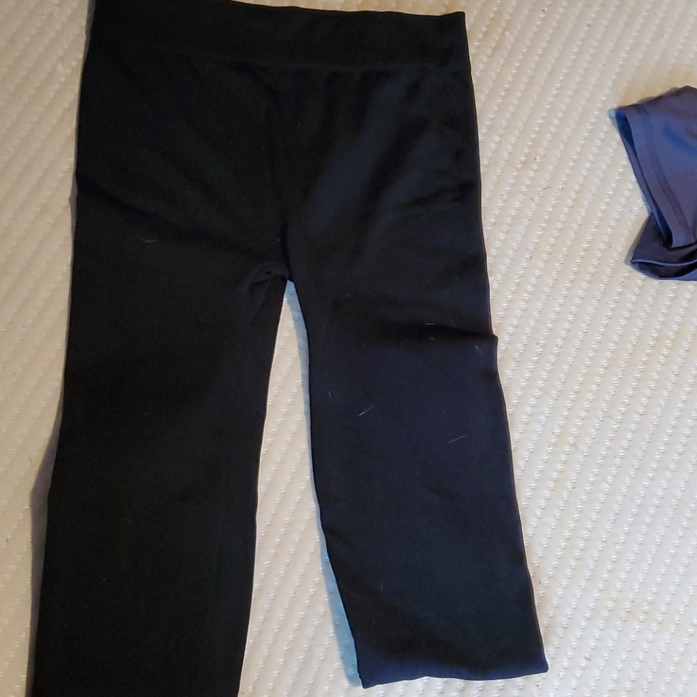 Black leggings